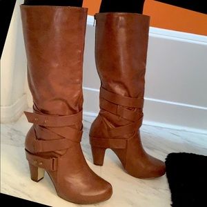 MADDEN GIRL TALL BROWN HEEL BOOT